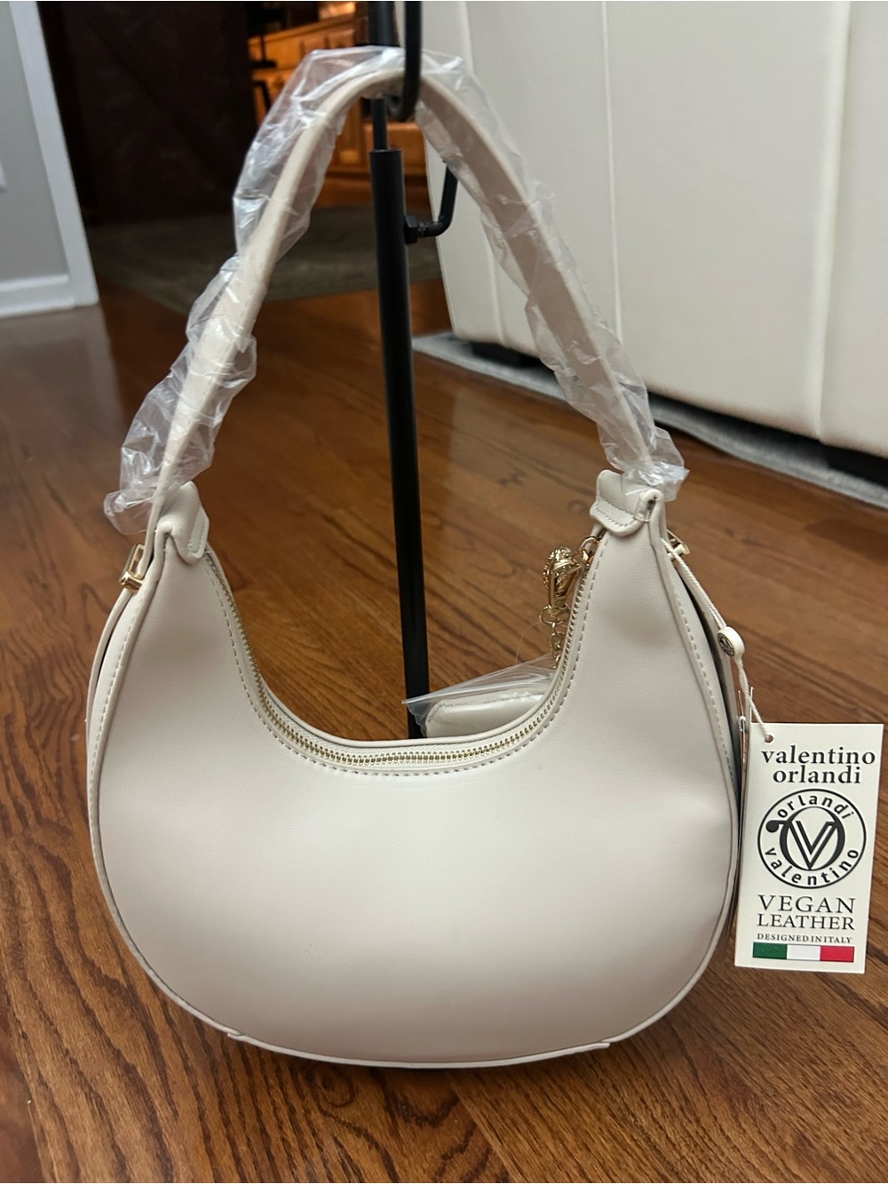 Valentino Orlandi Ivory Studded Hobo Bag with Matching Coin Pouch Bag - Picture 3 of 5